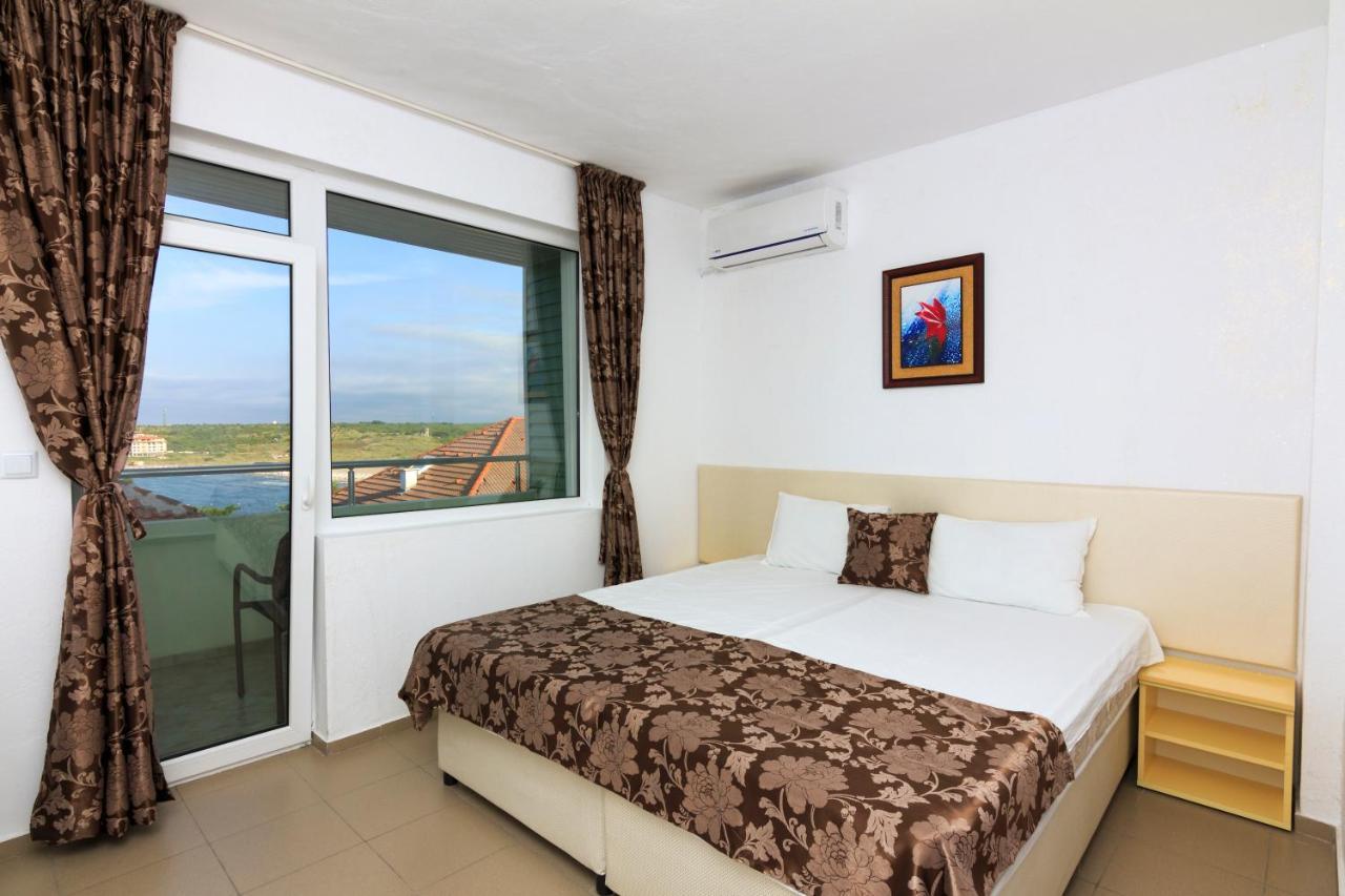 Guesthouse Sunny Dream Царево Екстериор снимка