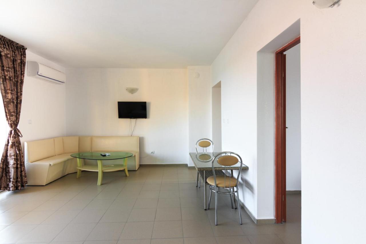 Guesthouse Sunny Dream Царево Екстериор снимка
